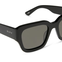 JESSIE JAMES DECKER - LOREN + BLACK + GREY SUNGLASSES
