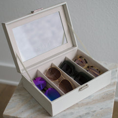 VANITY CASE - 4 PIECE + WHITE