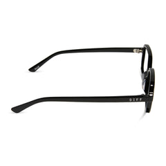 ASPYN OVARD - ELLE + BLACK + GLASSES